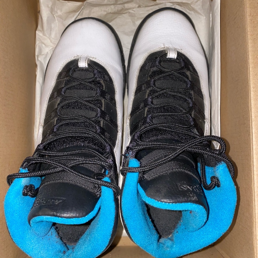 Powder Blue 10’s